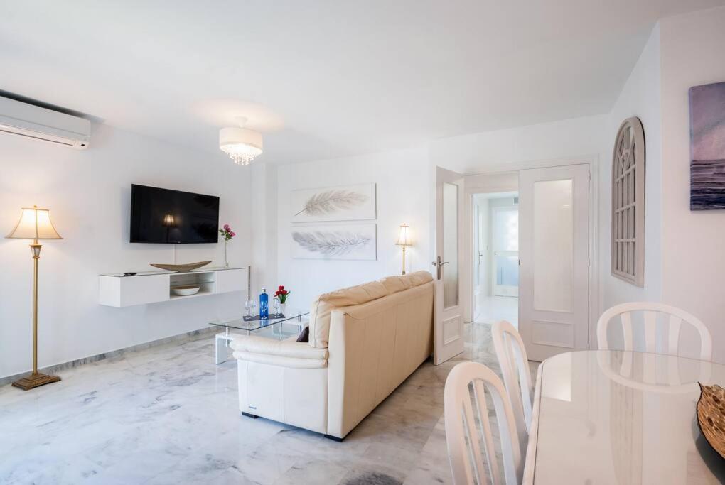 אסטפונה Apartamento Con Piscina Cerca Del Golf En Atalaya - Atalaya Del Golf 31 מראה חיצוני תמונה