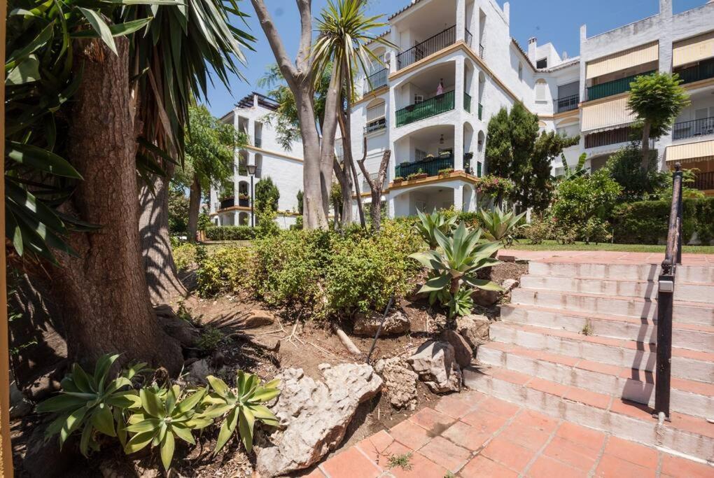 אסטפונה Apartamento Con Piscina Cerca Del Golf En Atalaya - Atalaya Del Golf 31 מראה חיצוני תמונה